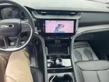 2027 Jeep Grand Cherokee photo 13