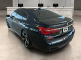 2018 BMW 7 Series photo 3