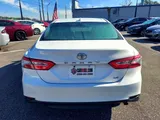 2019 Toyota Camry photo 5