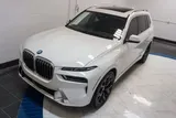 2025 BMW X7 photo 43