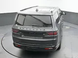 2024 Jeep Wagoneer photo 38