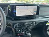 2026 Jeep Wrangler photo 25