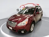2014 Subaru Outback photo 2