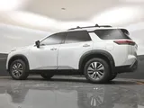 2026 Nissan Pathfinder photo 13