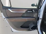2027 GMC Acadia photo 33