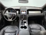 2018 Ford Taurus photo 6