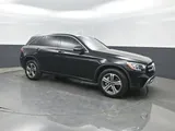 2022 Mercedes-Benz GLC photo 35