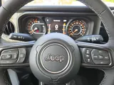 2026 Jeep Gladiator photo 12