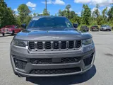 2026 Jeep Grand Cherokee photo 9