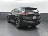 2022 Nissan Rogue photo 24