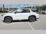 2026 Nissan Pathfinder photo 26