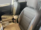 2023 Volkswagen Tiguan photo 14