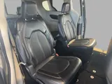 2024 Chrysler Pacifica photo 21