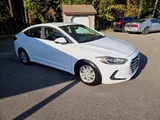 2017 Hyundai Elantra photo 8
