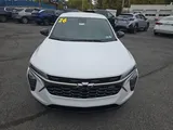 2026 Chevrolet Trax photo 3