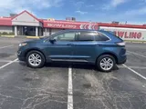 2016 Ford Edge photo 3