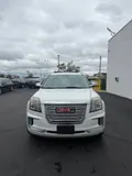 2017 GMC Terrain photo 8