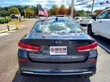 2020 Kia Optima photo 5