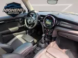 2017 MINI Hardtop 2 Door photo 23
