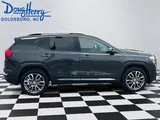 2022 GMC Terrain photo 6
