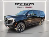2026 GMC Yukon XL photo 5