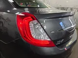 2015 Lincoln MKS photo 32