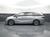 2025 Honda Odyssey photo 4