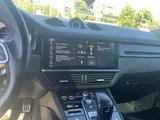 2019 Porsche Cayenne photo 12