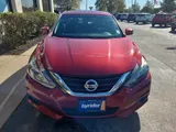 2016 Nissan Altima photo 2