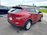 2019 Hyundai Tucson photo 6