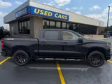 2023 Chevrolet Silverado 1500 photo 2
