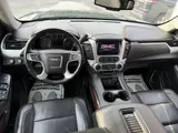 2017 GMC Yukon photo 16