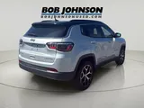 2024 Jeep Compass photo 9