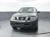 2016 Nissan Frontier photo 4