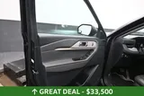2025 Ford Explorer photo 20