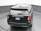 2024 Ford Explorer photo 12