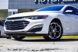 2024 Chevrolet Malibu photo 2