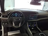 2024 GMC Yukon XL photo 16