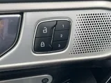 2021 Ford Explorer photo 32