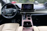 2021 Toyota Sienna photo 14