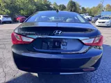 2012 Hyundai Sonata photo 9
