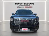 2026 GMC Sierra 1500 photo 2