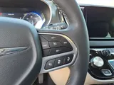 2024 Chrysler Pacifica photo 21