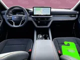2026 Ford Explorer photo 11