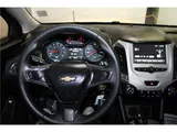 2018 Chevrolet Cruze photo 25