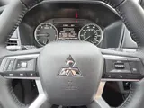 2026 Mitsubishi Outlander photo 15