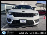 2025 Jeep Grand Cherokee photo 8