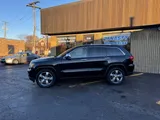 2013 Jeep Grand Cherokee photo 2