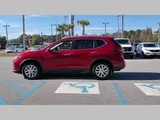 2017 Nissan Rogue photo 32
