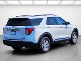 2022 Ford Explorer photo 5